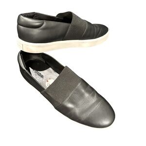 VINCE CORBIN LEATHER Black Slip-On Shoes 9.5